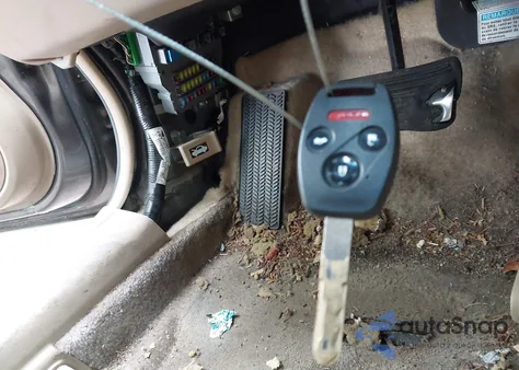 2007 Honda Accord 2.4 Ex z USA, uszkodzony, nr VIN 1HGCM56797A163075